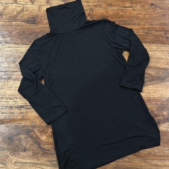 L'Agence Aja 3/4 sleeve Black Turtleneck Top in Black SzPSmall - Picture 7 of 11